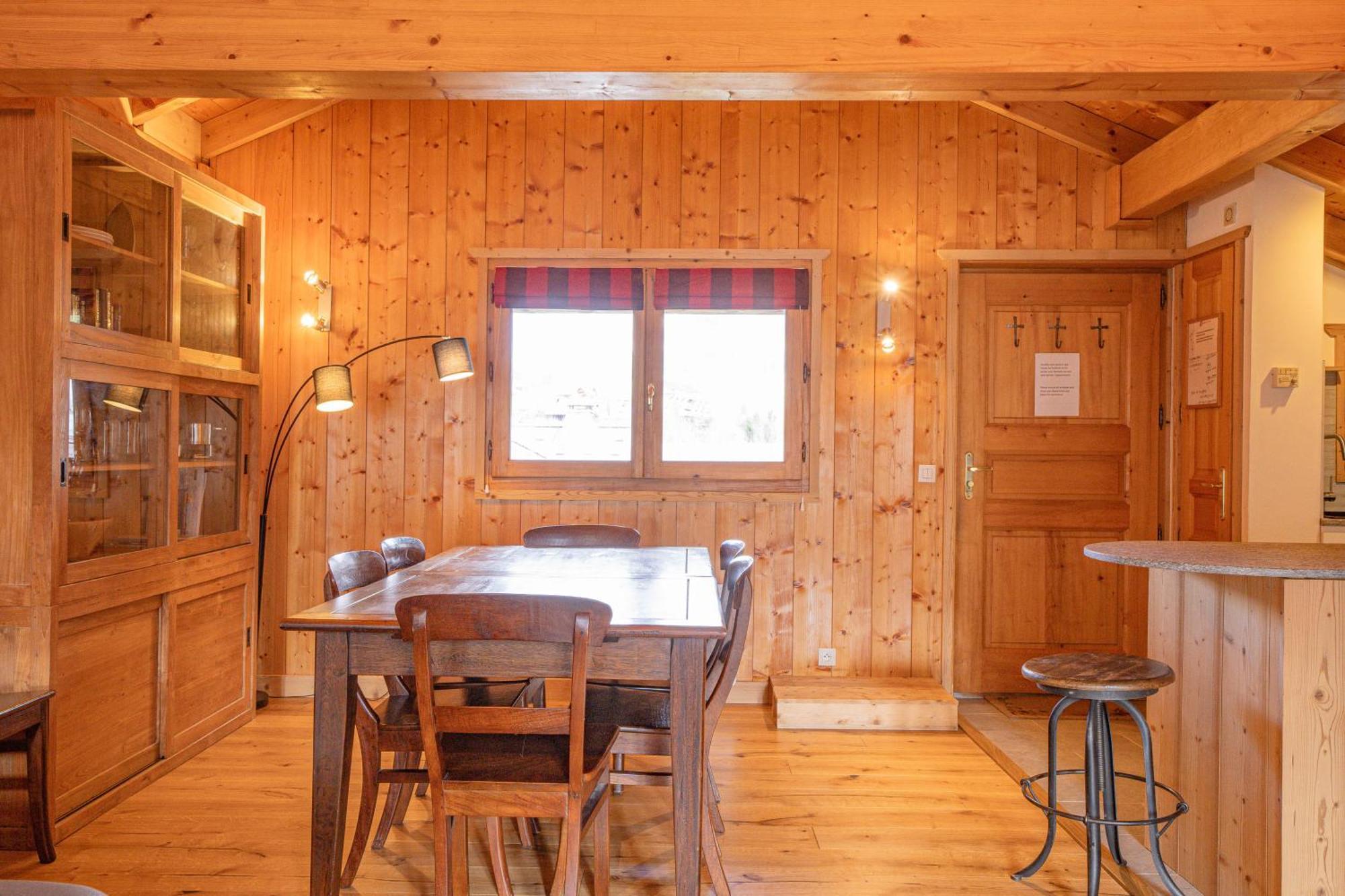 Apartment Capucin - A 3 Bedroom Chamonix Mountain Loft Extérieur photo