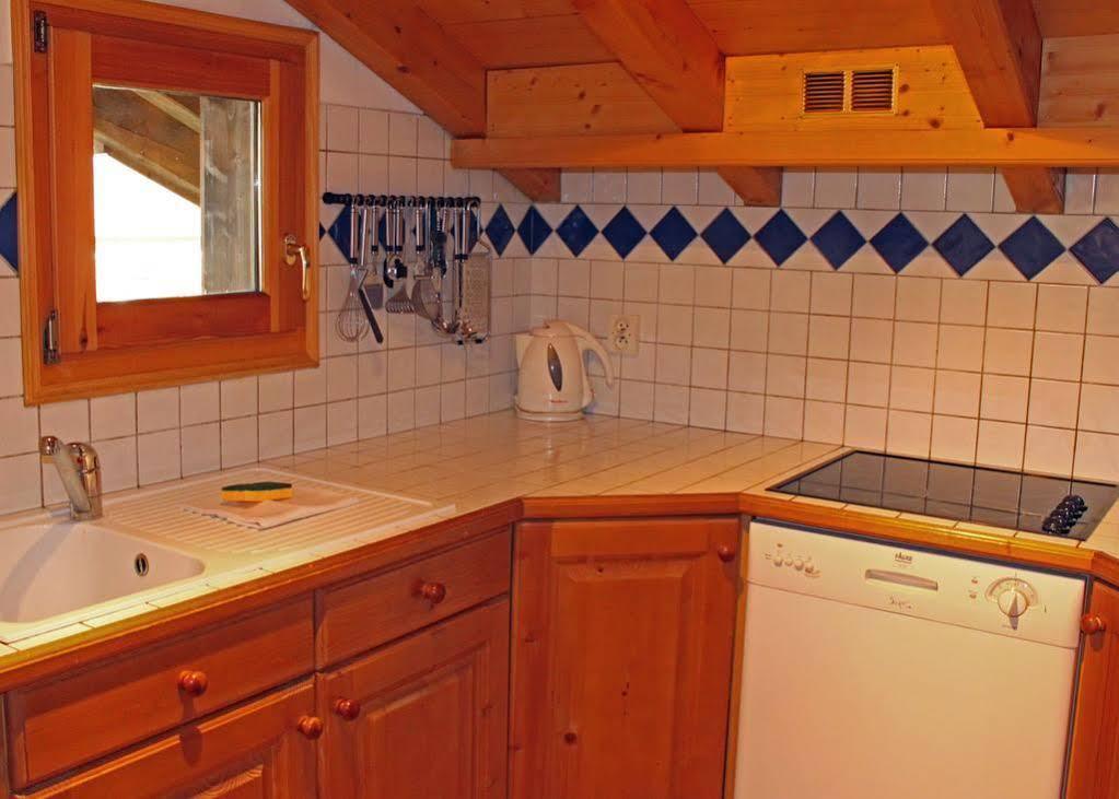 Apartment Capucin - A 3 Bedroom Chamonix Mountain Loft Extérieur photo