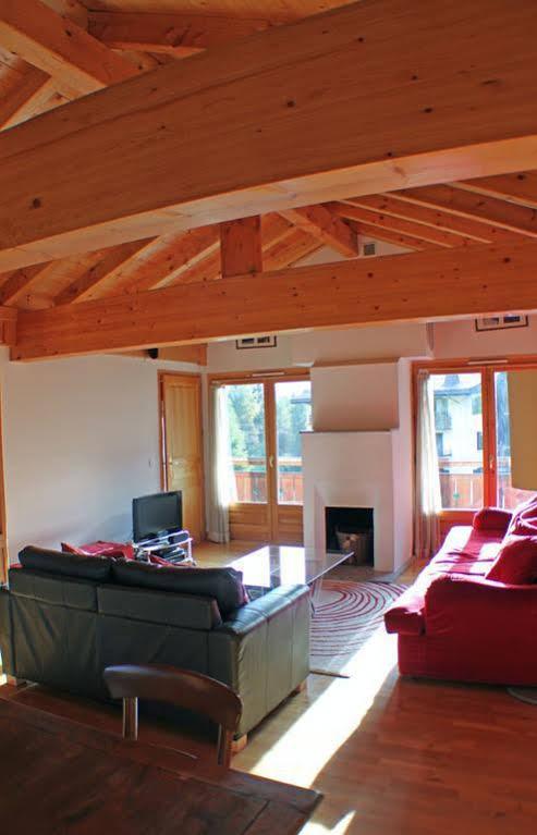 Apartment Capucin - A 3 Bedroom Chamonix Mountain Loft Extérieur photo